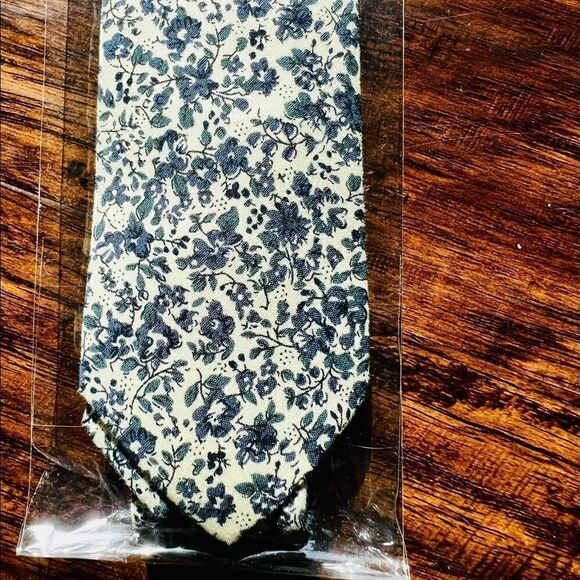 Business, Formal, Casual, Wedding, Spring, Anniversary, Prom Date Night Neckties - Picture 2 of 4